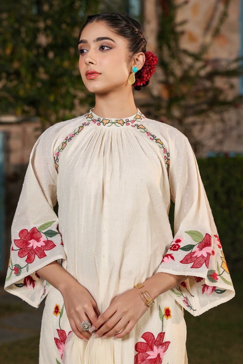 Ivory Floral Embroidered Muslin 3-Piece Kurta Set with Dupatta