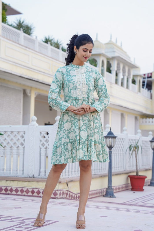 Mint Green Floral A-Line Short Dress with Lace Placket