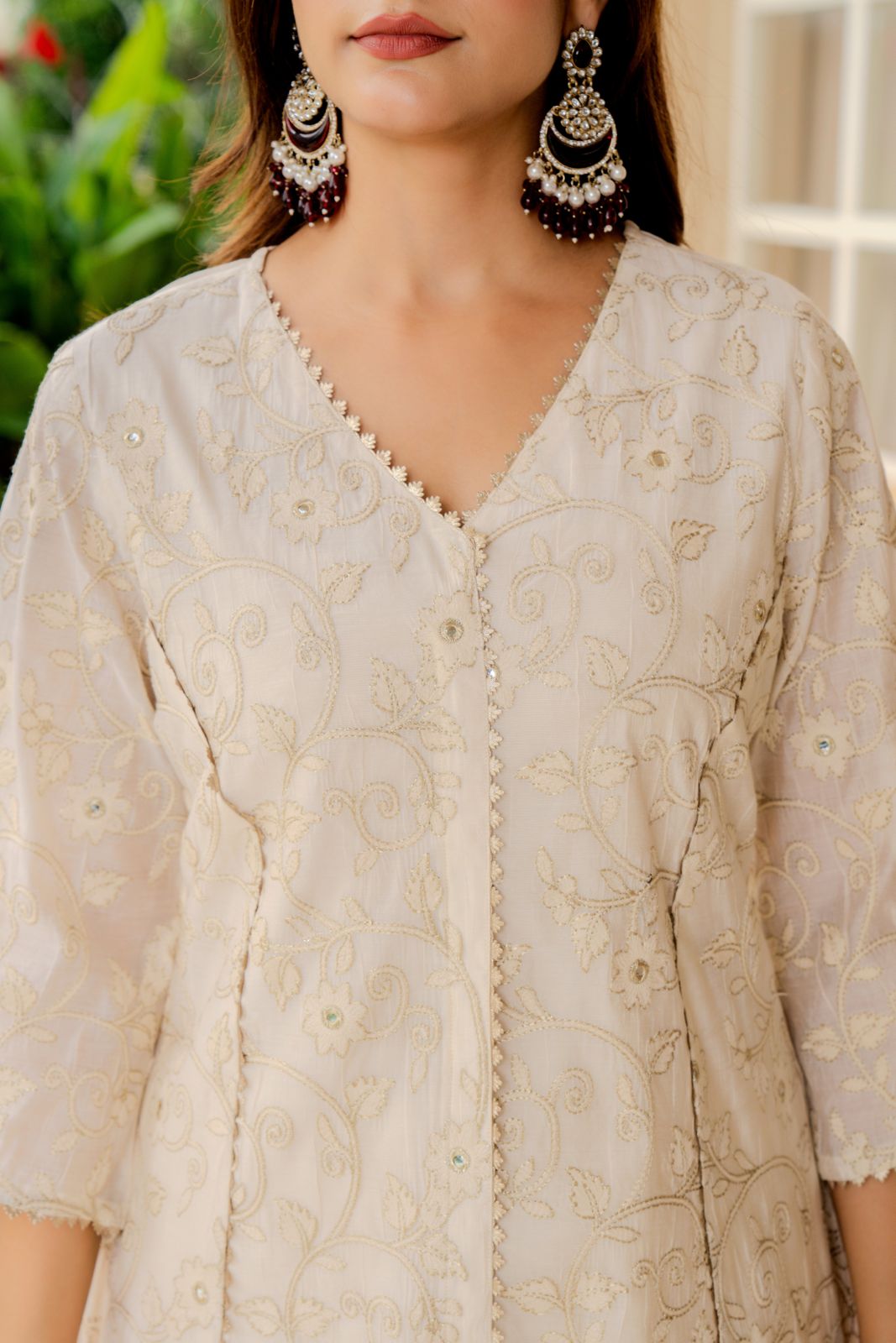 Luxury Off-White Embroidered Kurta with Dhoti Pants & Dupatta – Women’s Festive Ethnic Outfit