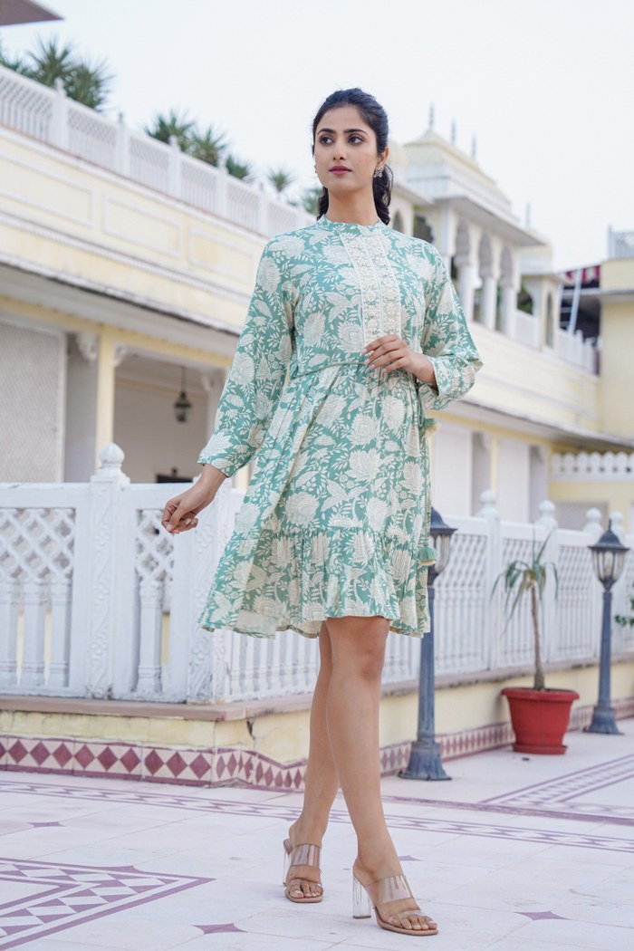 Mint Green Floral A-Line Short Dress with Lace Placket