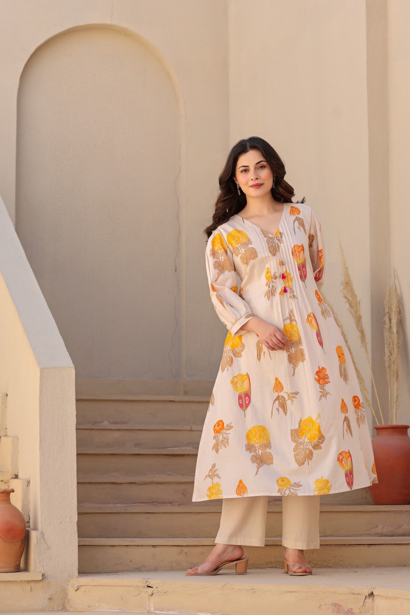 Floral Beige Printed Kurta with Straight Pants